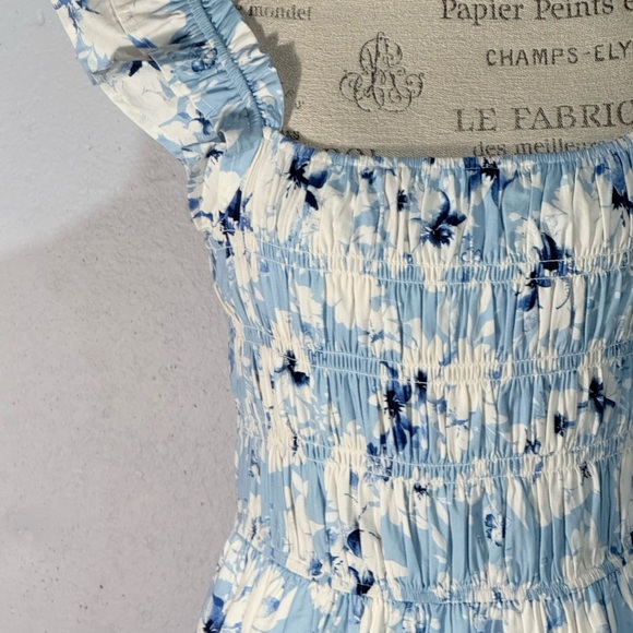 Francesca's Collections Blue and White Floral Midi Dress - Picture 9 of 14